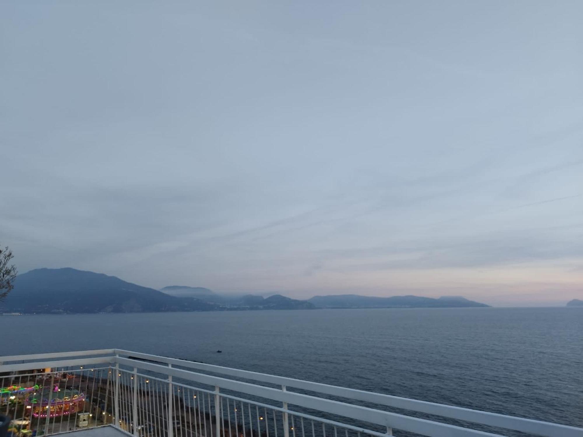Thomas Sea View Apartmán *